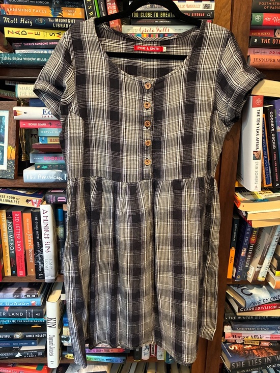 Pyne & Smith Dresses & Skirts - EUC Pyne & Smith Dress No. 10 in Black and Grey Plaid